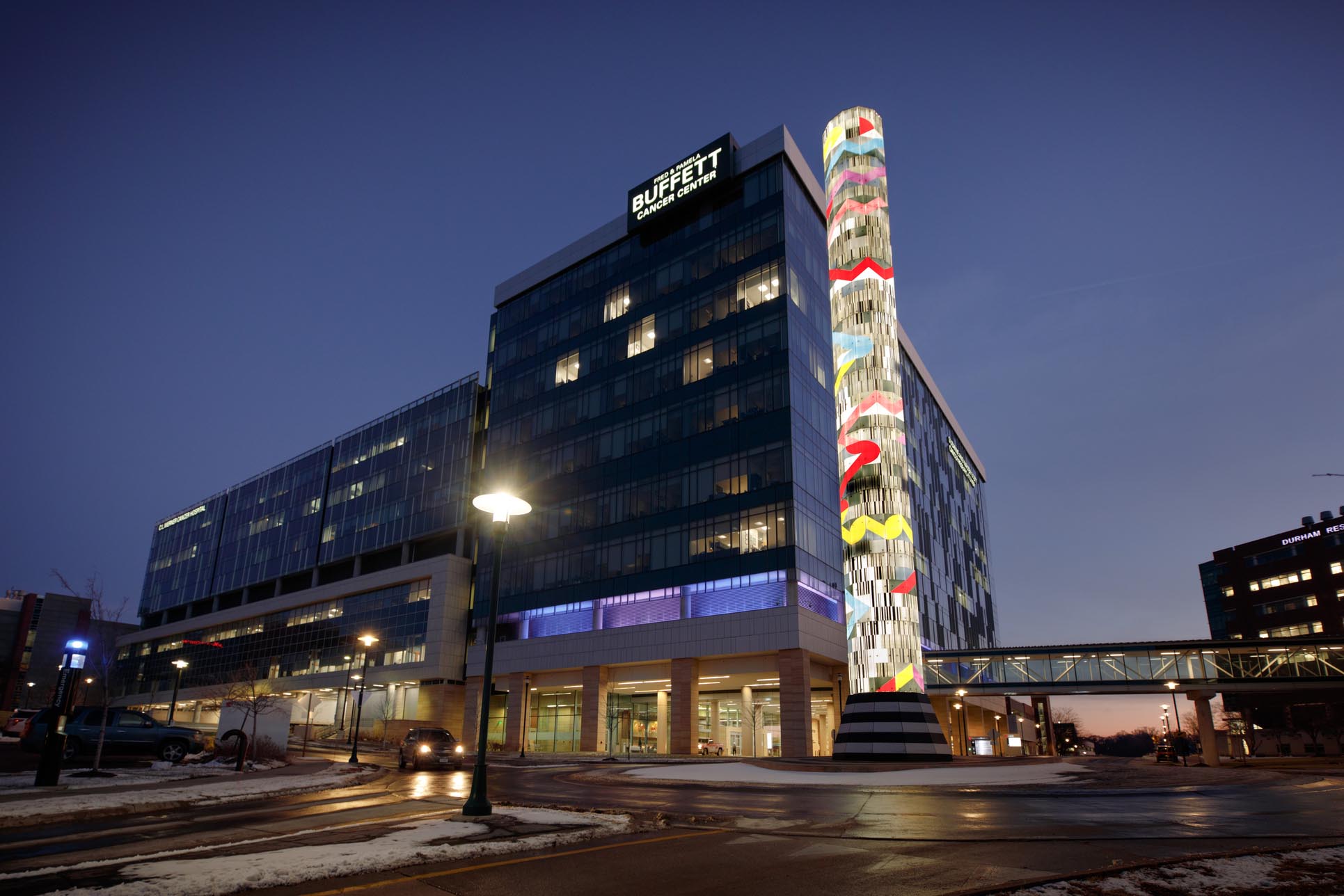 Search by Jun Kaneko, in front of the Fred & Pamela Buffet Cancer Center.